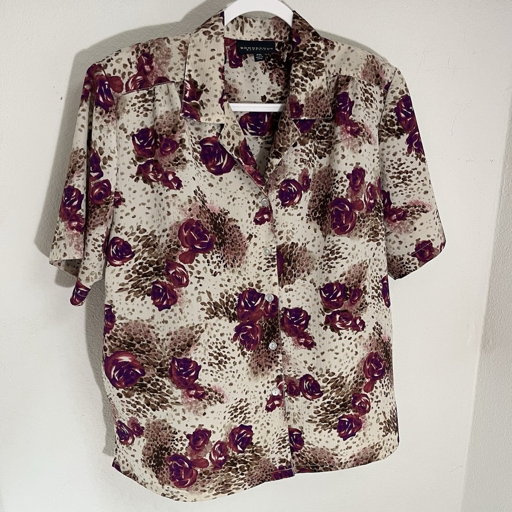 Donnkenny shirt top Women's PXL Purple button down short sleeve Cheetah Rose